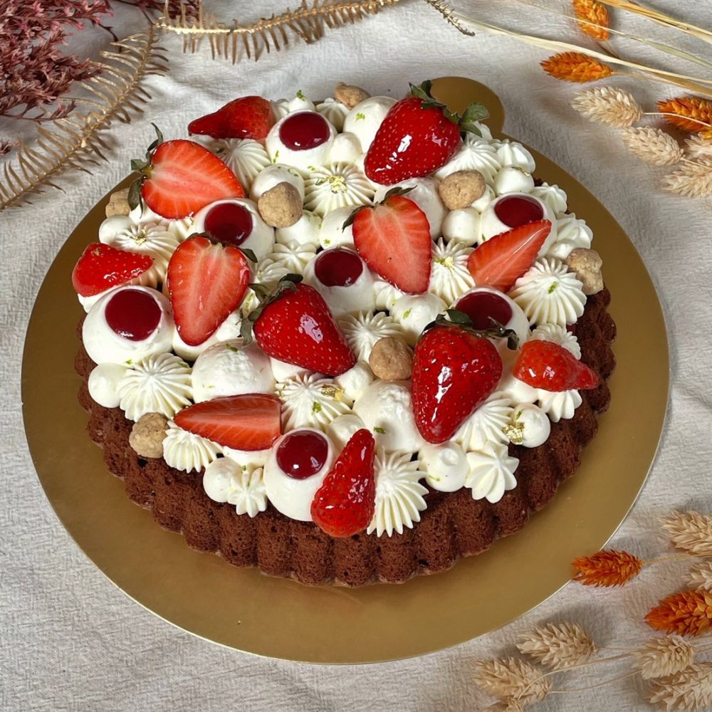 草莓沙哈蛋糕